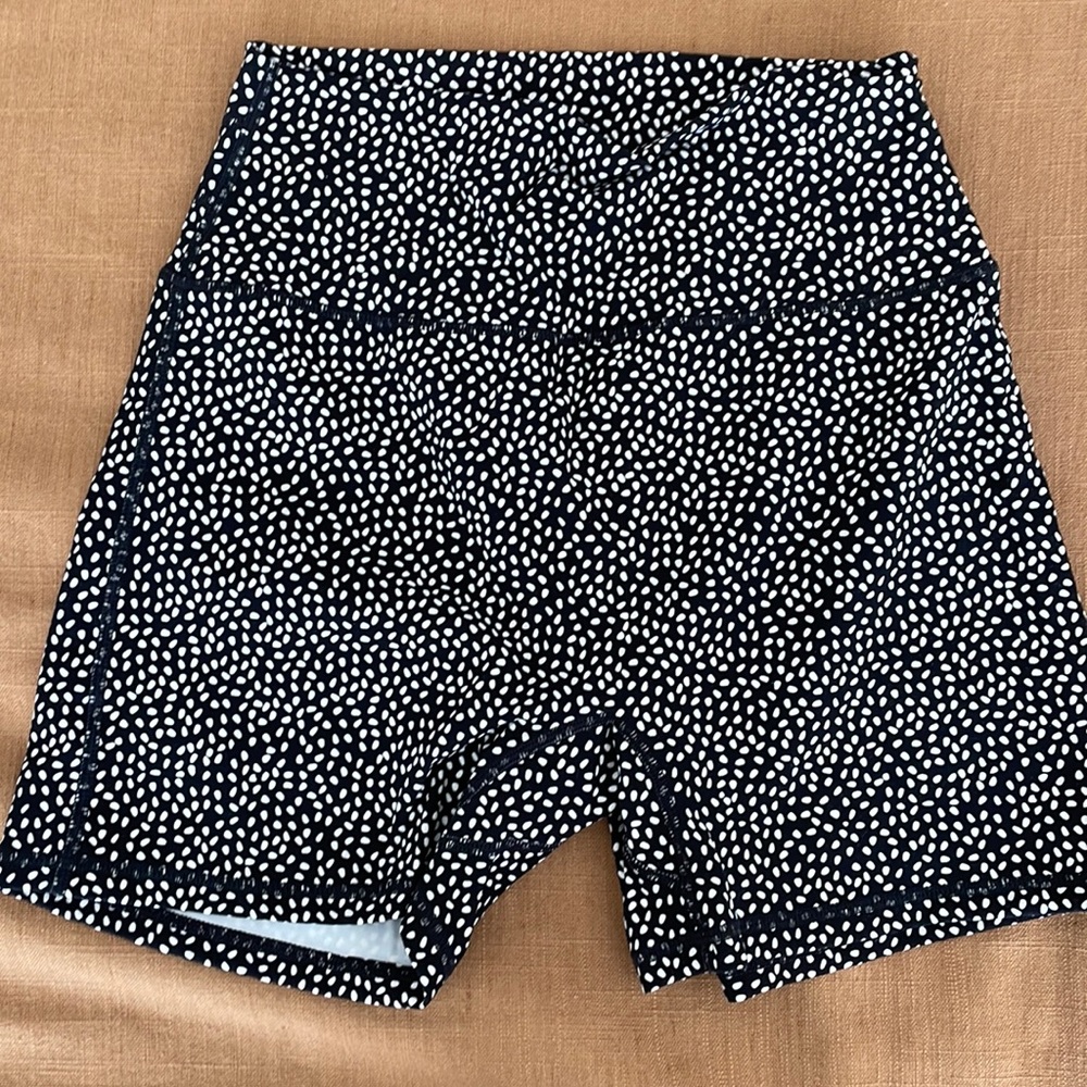 BuffBunny legacy shorts bossy print